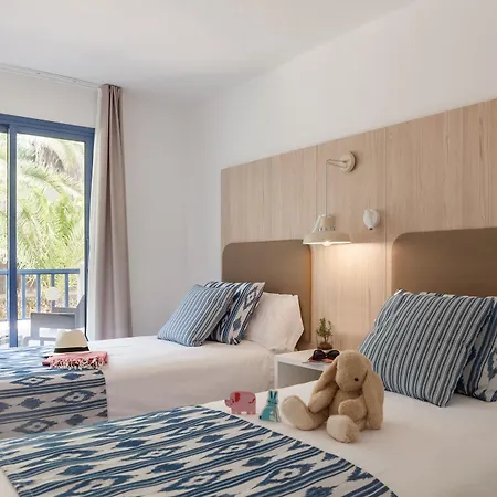 Pierre & Mallorca Cecilia Aparthotel