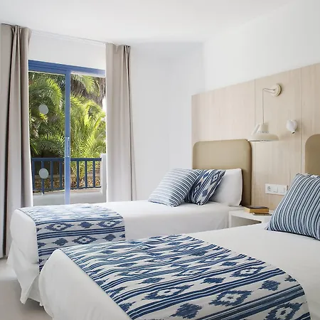 Pierre & Mallorca Cecilia Aparthotel 3*